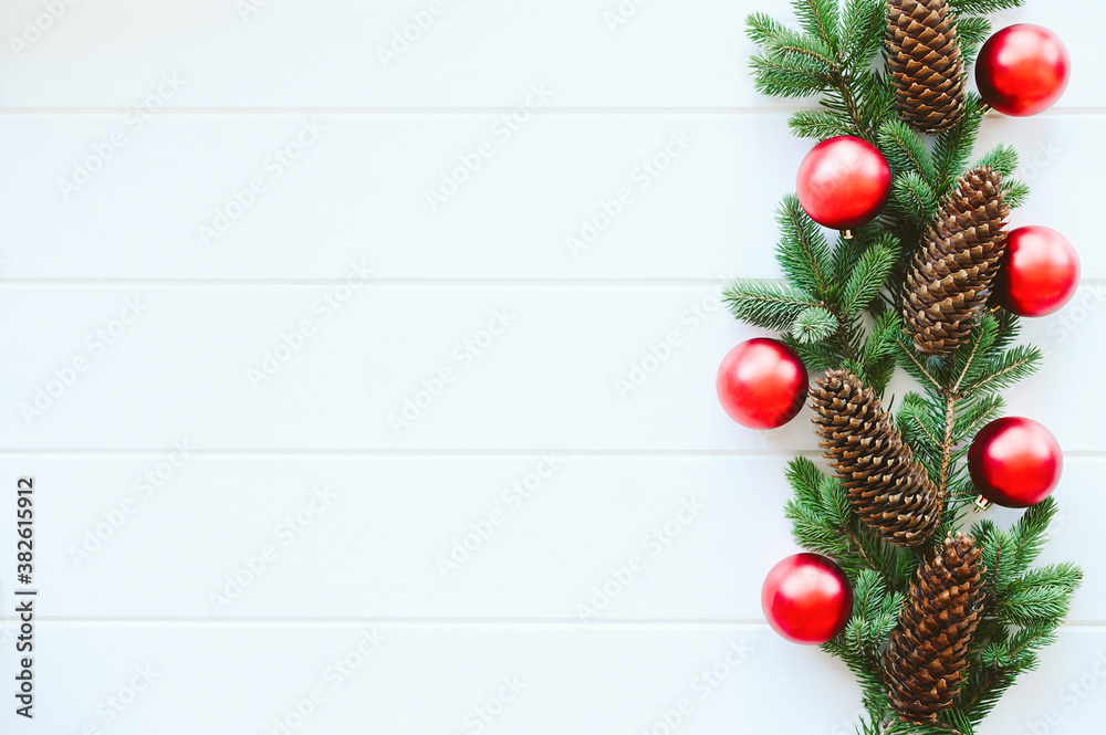 Background christmas with pine cone, tree and red bubble