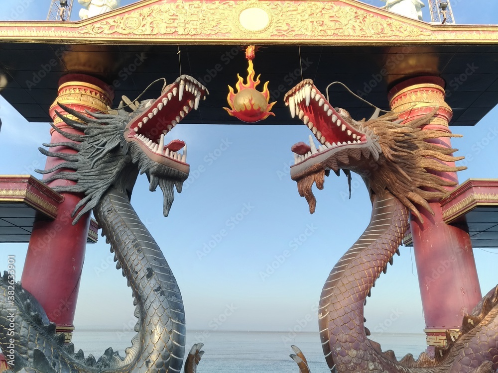Obraz premium chinese dragon statue