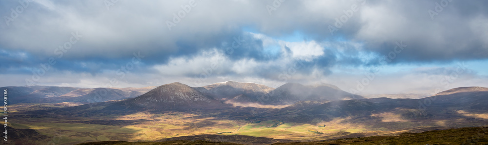 Munros of Perthshire: Carn Liath, Airgiod Bheinn, Beinn A'Ghlo, Carn nan Gabhar