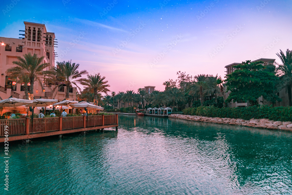 Fototapeta premium Sunset View from Madinat Jumeirah