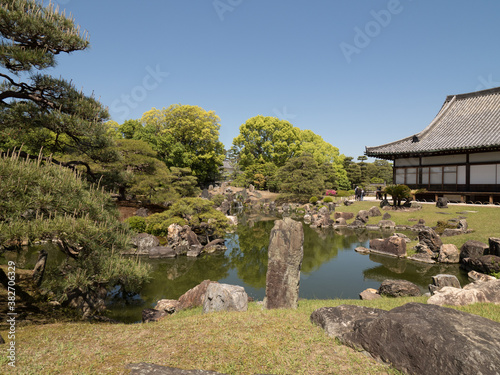 Jardines del Castillo Nijo, en Kioto, Japón