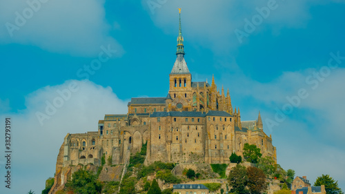 Wallpaper Mural Le mont saint michel, normandie, france  Torontodigital.ca