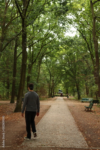 A walk in the Tiergarten Berlin © Amy