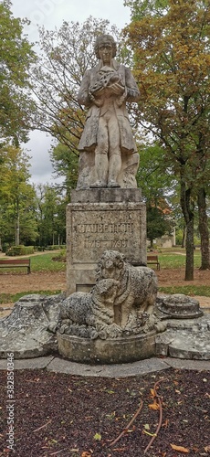 statue of daubenton 