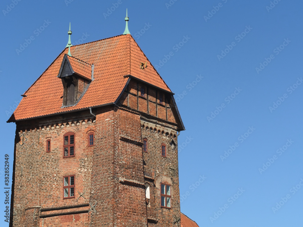Fototapeta premium Lüneburg - Historischer Wasserturm, Niedersachsen, Deutschland, Europa
