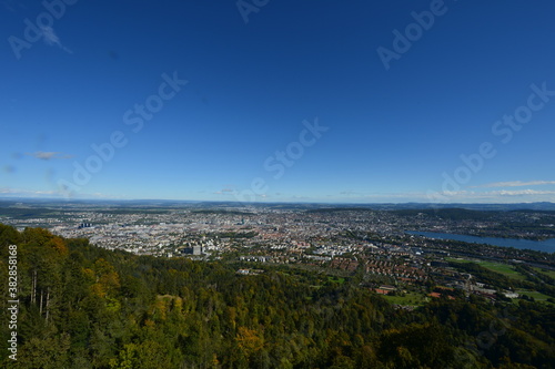 Panorama of Zurich from the Uetliberg in fine weather and blue skies © Ben T.