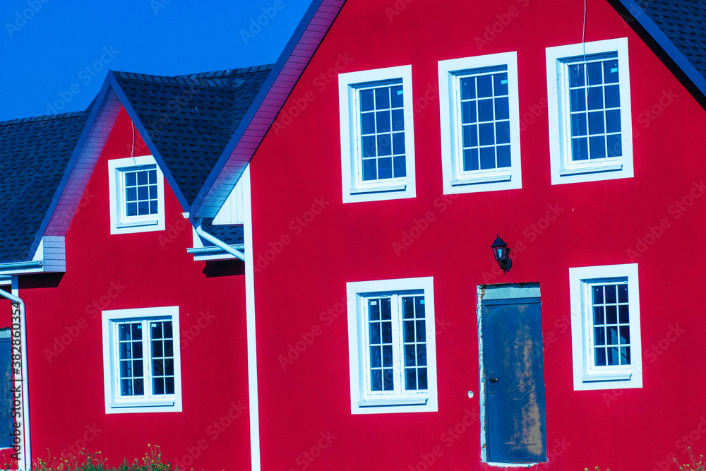 Φωτογραφία Fabulous vintage picturesque village with red houses in autumn