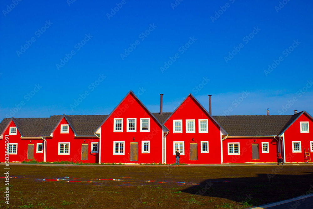 Φωτογραφία Fabulous vintage picturesque village with red houses in autumn