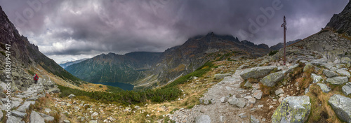Panorama - Dolina za Mnichem próg - jesień - burza