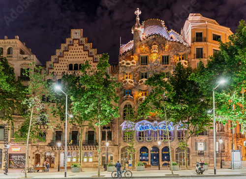 Casa Batlló de Gaudí, Passeig de Gràcia, Barcelona photo