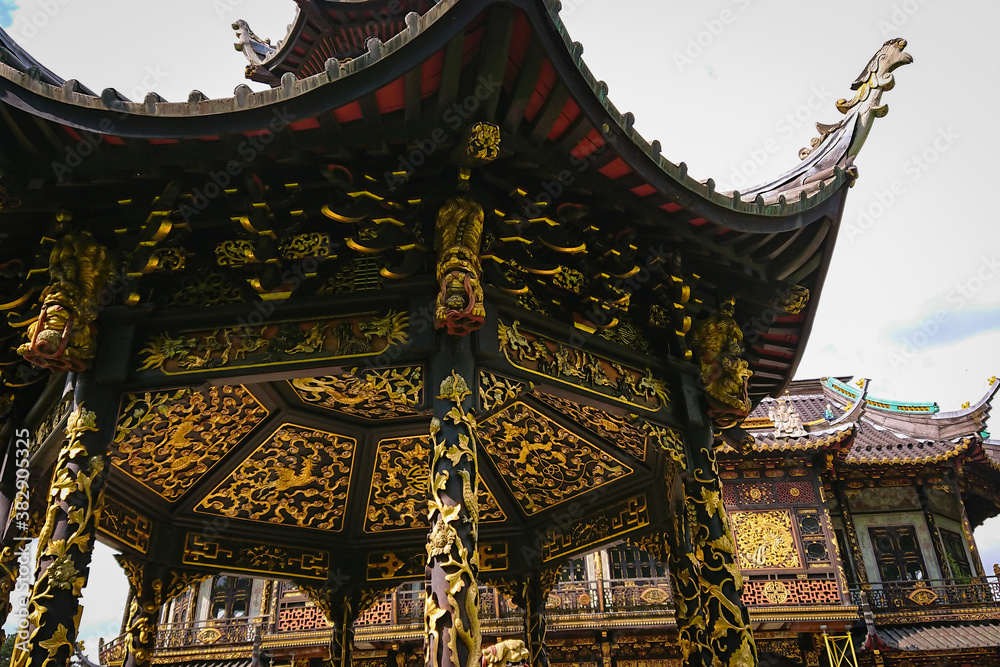 Fototapeta premium Brussels, Belgium - May 11, 2018: View Of The Chinese Pavilion In Royal Park
