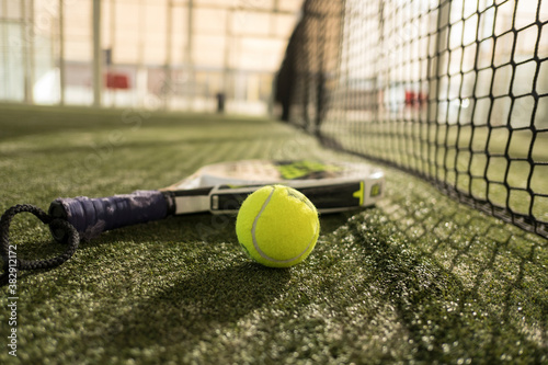 Fototapeta Naklejka Na Ścianę i Meble -  Paddle tennis objects and court.