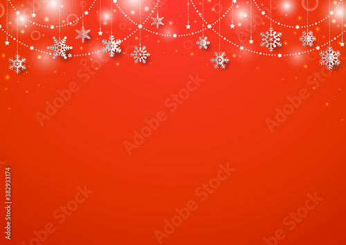 雪の結晶がぶら下がった キラキラ イルミネーションのクリスマス背景 フレーム 赤