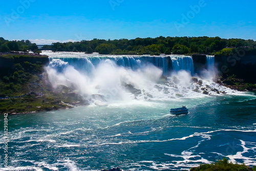 Fototapeta Naklejka Na Ścianę i Meble -  Niagara Falls, Niagara River, New York State, Niagara Falls State Park, US Niagara Falls