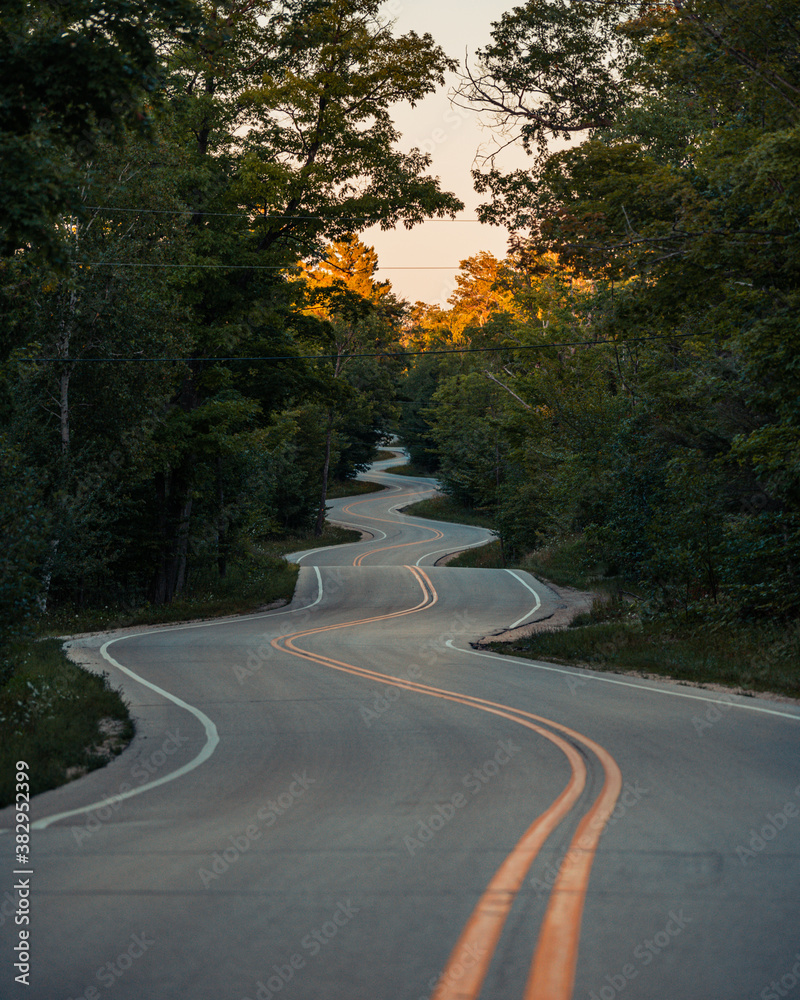 Fototapeta premium Life at its finest 