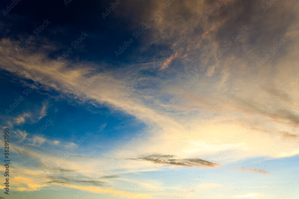 Fototapeta premium colorful dramatic sky with cloud at sunset