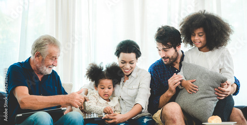 Happy big family concept: g...