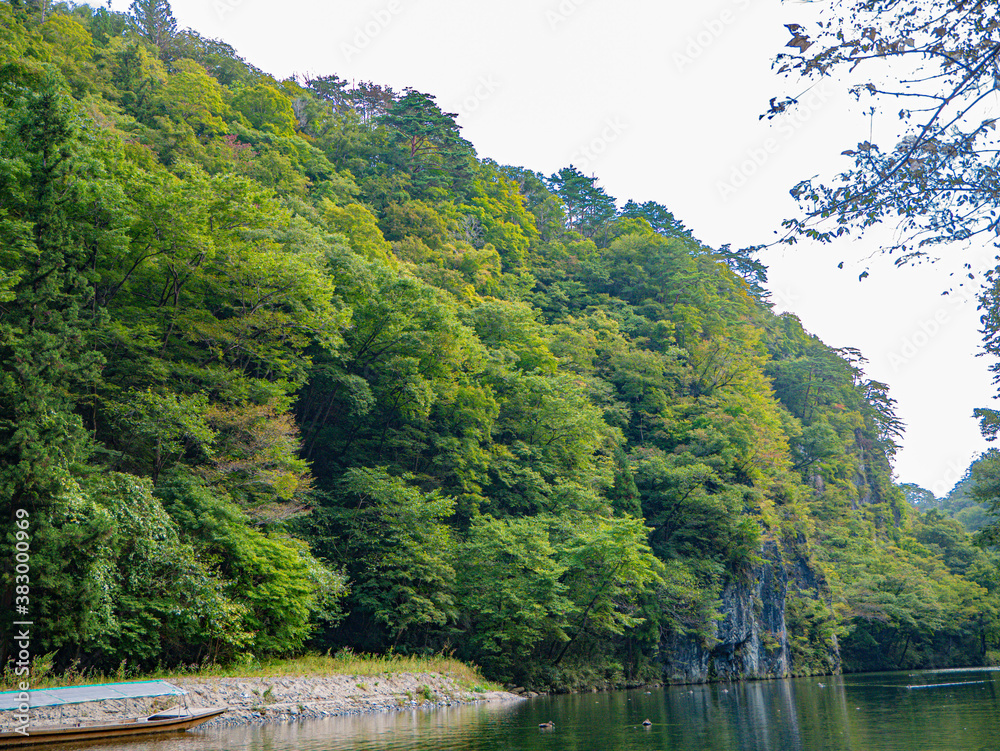 岩手県・一関・猊鼻渓・舟下りからの景色 岩手県・一関・猊鼻渓・舟下りからの景色