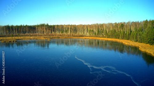 Fototapeta Naklejka Na Ścianę i Meble -  озеро Давыдово
