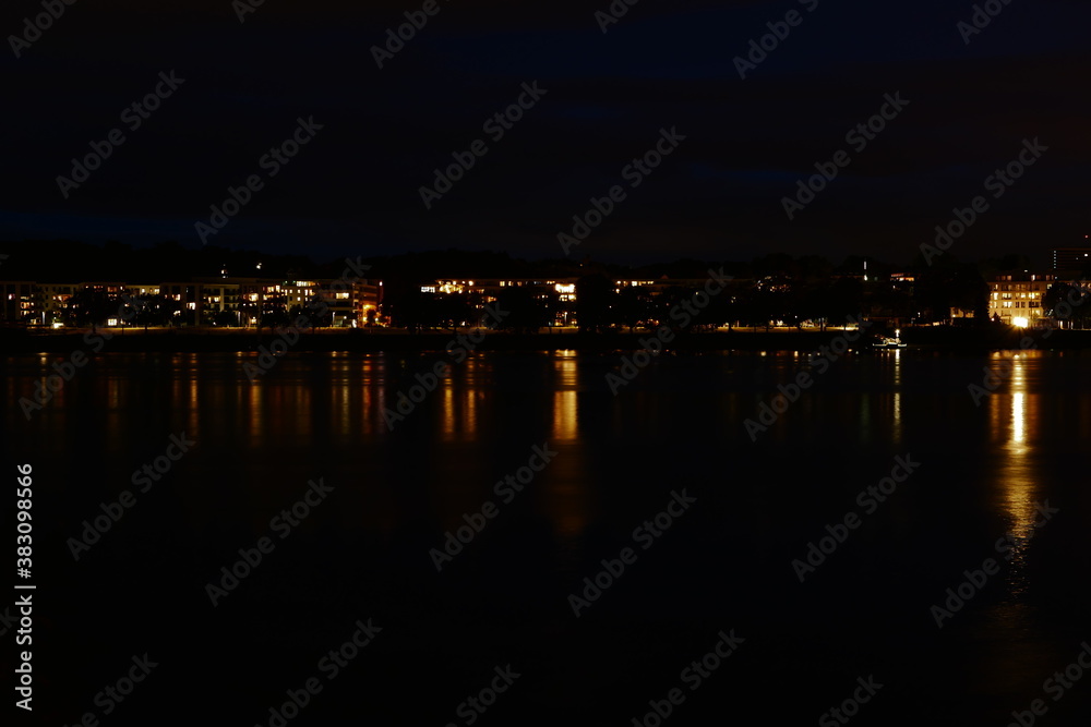 Mainz und Rhein in der Nacht 1