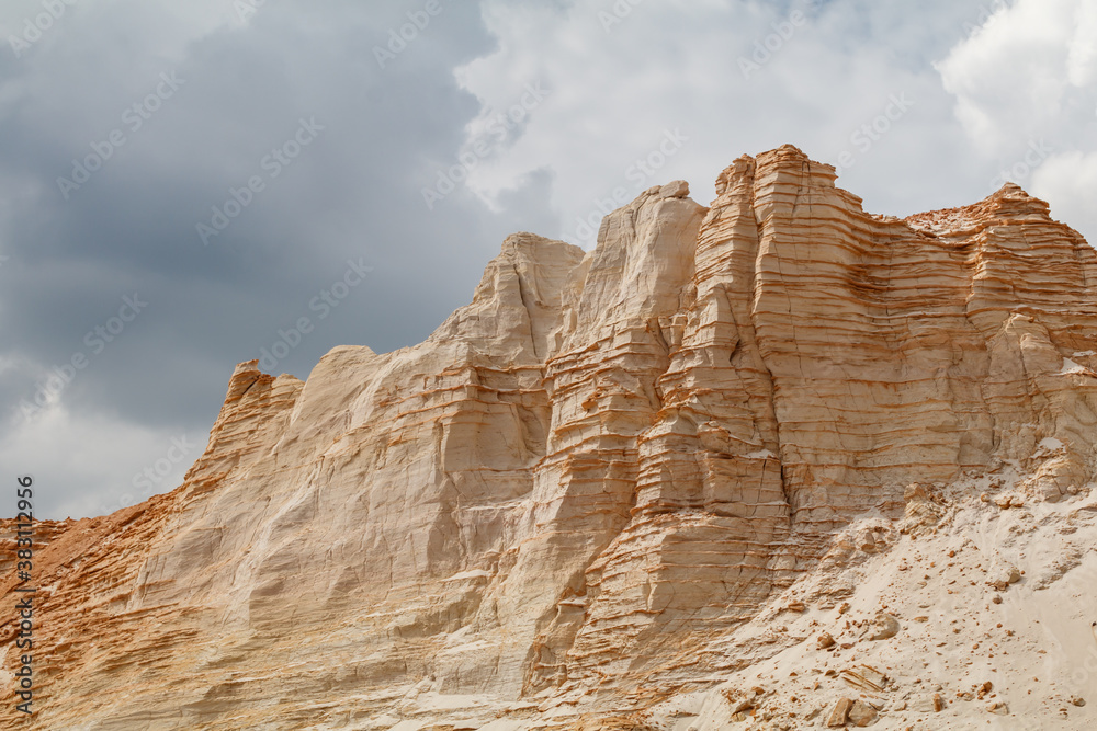Fototapeta premium bizarre Sandstrukturen, Tagebau