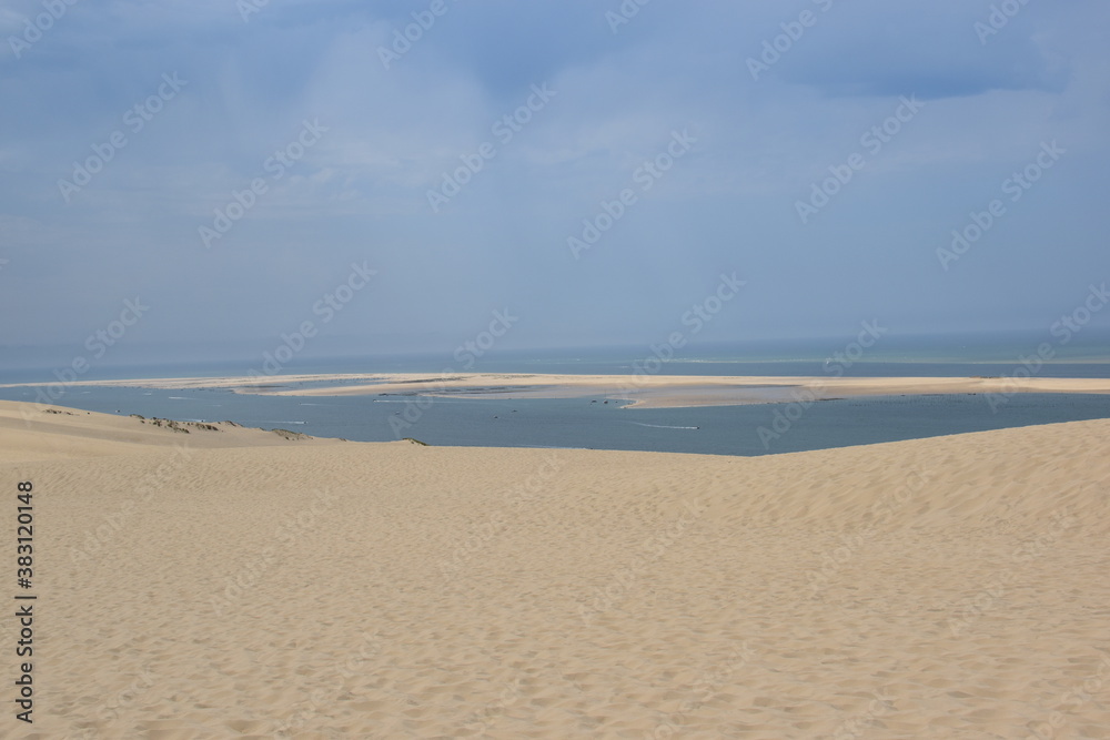 Dune du Pilat in der Bucht von Arcachon Dune du Pilat in der Bucht von Arcachon
