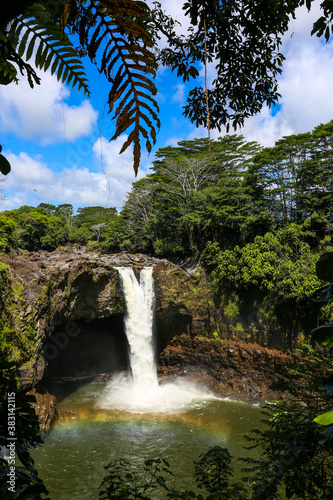Rainbow Falls  Wailuku River State Park  Hawaii 