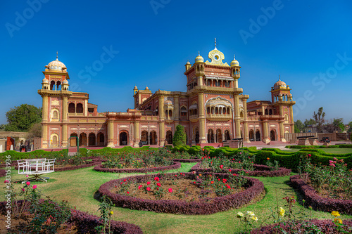 he Faiz Mahal is a palace in Khairpur, Sindh, Pakistan. It was built by Mir Sohrab Khan in 1798 as the principal building serving as the sovereign's court for the royal palace complex of Talpurs 