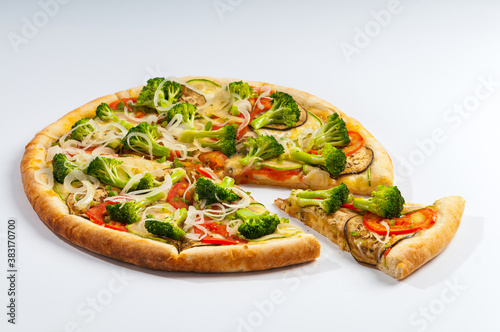 Vegetarian Pizza, with tomato sauce, broccoli, tomatoes, zucchini, eggplant and onion rings
