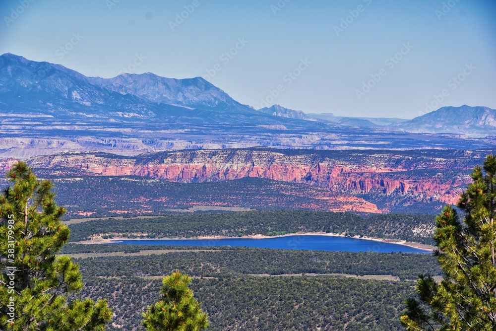 Obraz premium Boulder Mountain Homestead Overlook views from Scenic Byway Highway 12 near Grand Staircase-Escalante National Monument between Boulder and Torrey off Highway 12 in Southern Utah. United States.