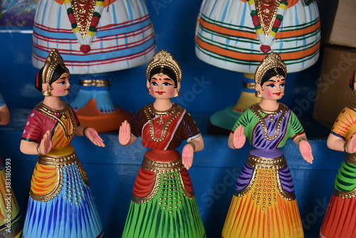 Thanjavur dancing bobblehead or roly-poly puppet dolls (Thanjavur Thalaiyatti Bommai)  photo