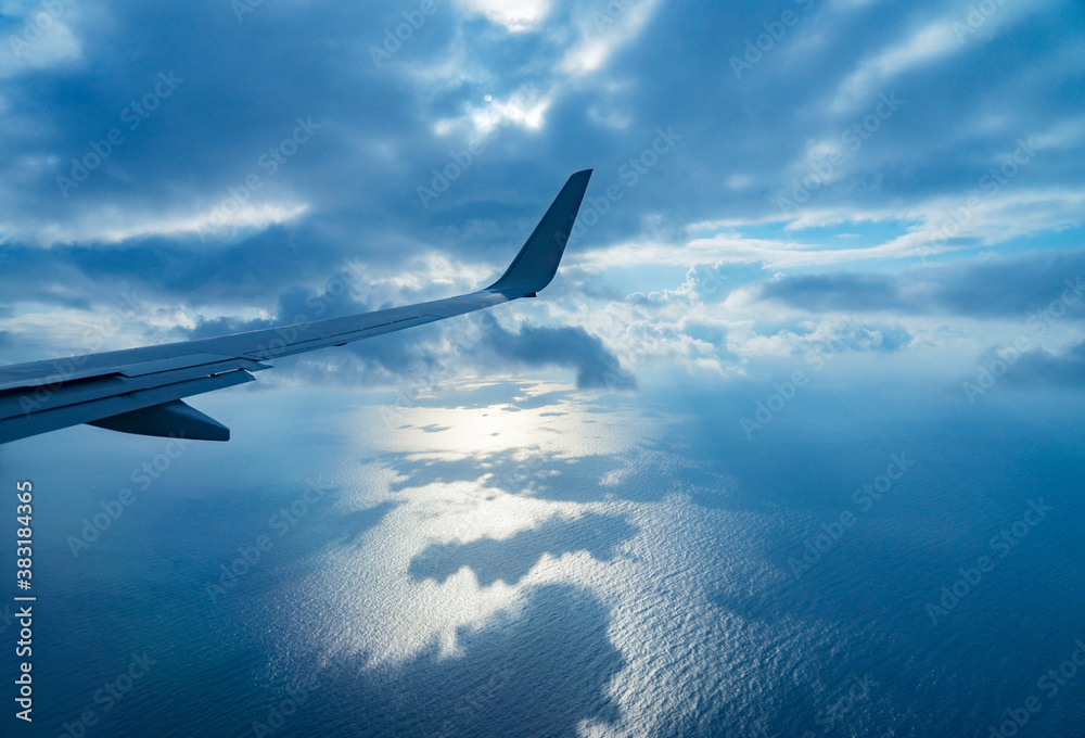 機内から見る海 機内から見る海