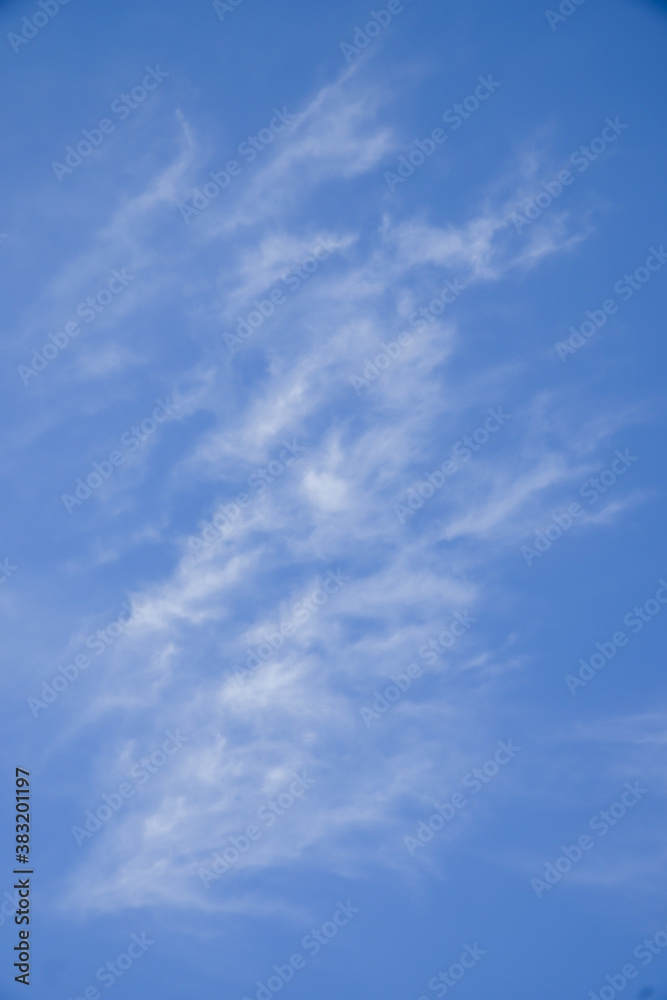Obraz premium Blue sky with clouds background