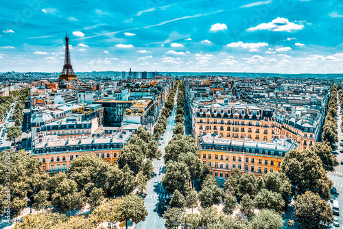 Beautiful panoramic view of Paris from the roof of the Triumphal Arch. View of the Eiffel Tower. © BRIAN_KINNEY