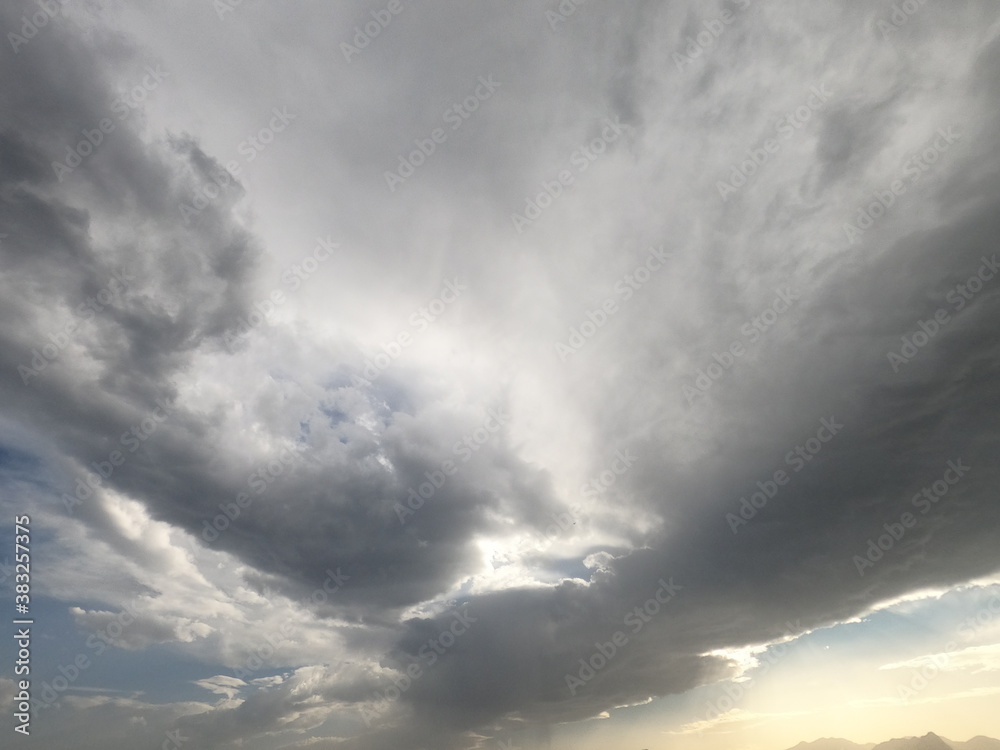 Obraz premium dramatic sky and fluffy clouds