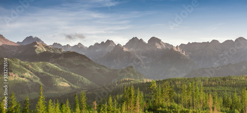 Fototapeta Naklejka Na Ścianę i Meble -  Tatra Mountains panorama in warm sunny summer day