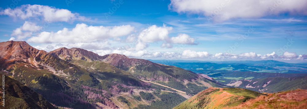 Φωτογραφία Tatra Mountains and Slovakian valleys - view from Polish side of the range