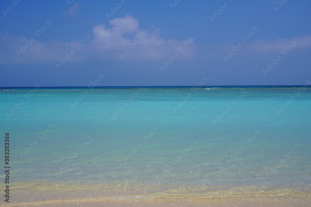 沖縄県波照間島の美しいビーチ
