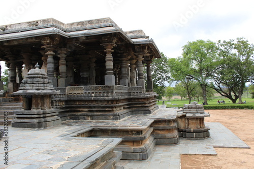 ancient hindu temple stone architecture