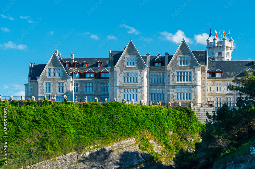 Magdalena Peninsula and Palace, Santander Bay, Santander, Cantabria, Spain, Europe
