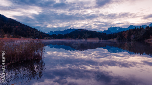 Geroldsee, Alpensee zum Sonnenaufgang © Sandwurm79