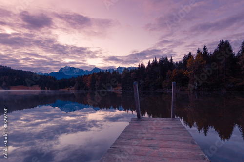 Geroldsee, Alpensee zum Sonnenaufgang