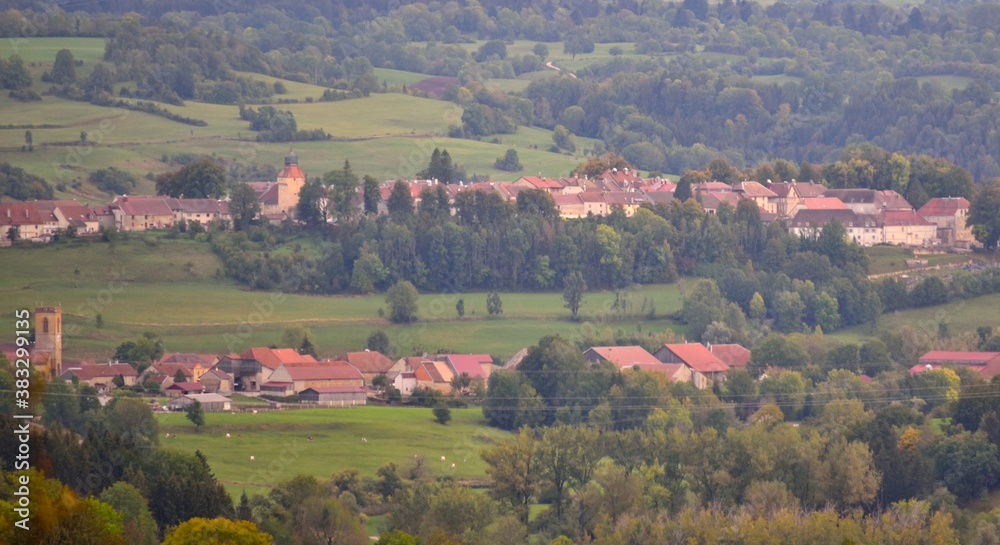 Vue aérienne de Nozeroy (Jura)