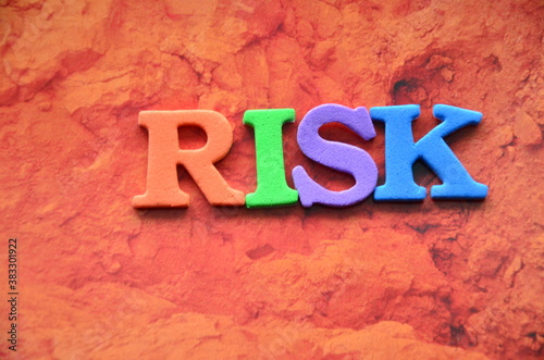 Obraz w ramie slowo risk