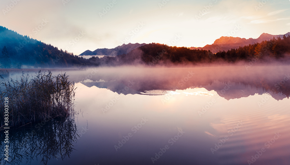 Geroldsee, Alpensee zum Sonnenaufgang