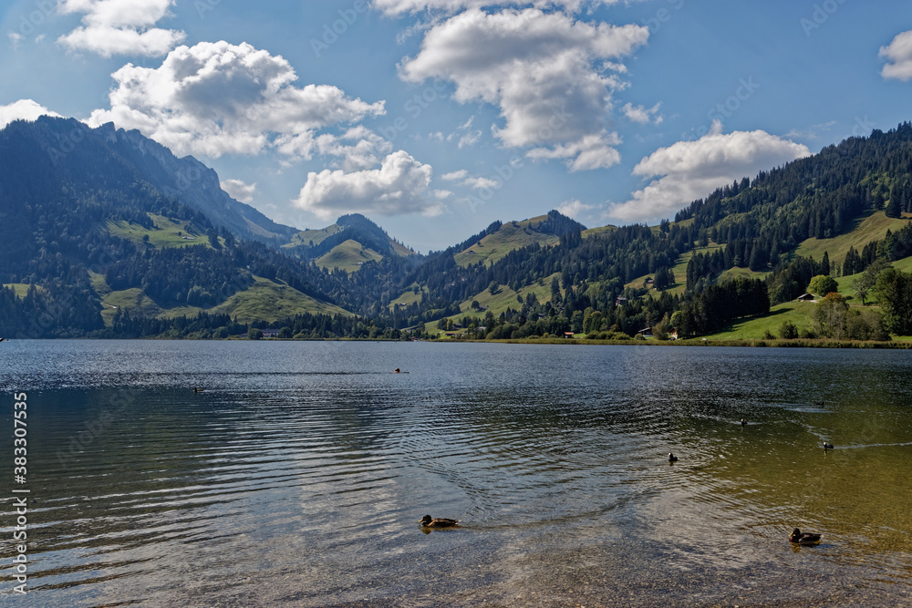 lac noir en Suisse