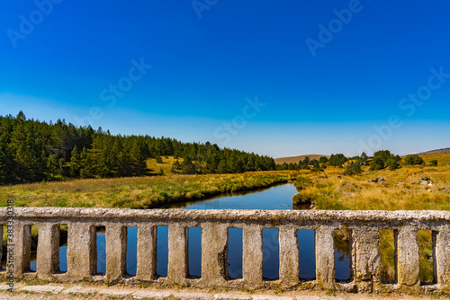 Old stone bridge on Crni Rz...