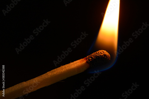 Phosphorus flames with wood phosphorus