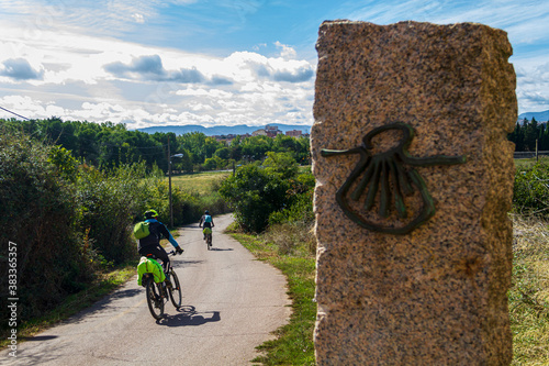 Photos Pilgrims cyclists on the route of the Camino de Santiago (Way of Saint James) pa