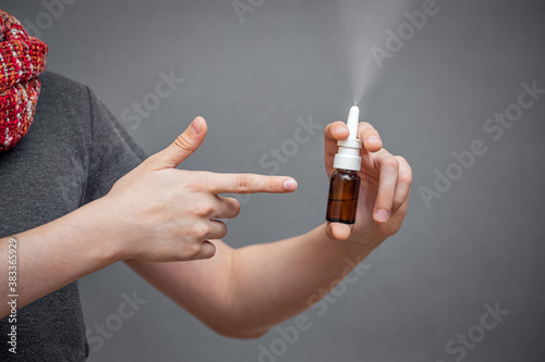 Quadro em tela nasal spray, rinse the nose, vasoconstrictor drugs for the treatment of rhinitis